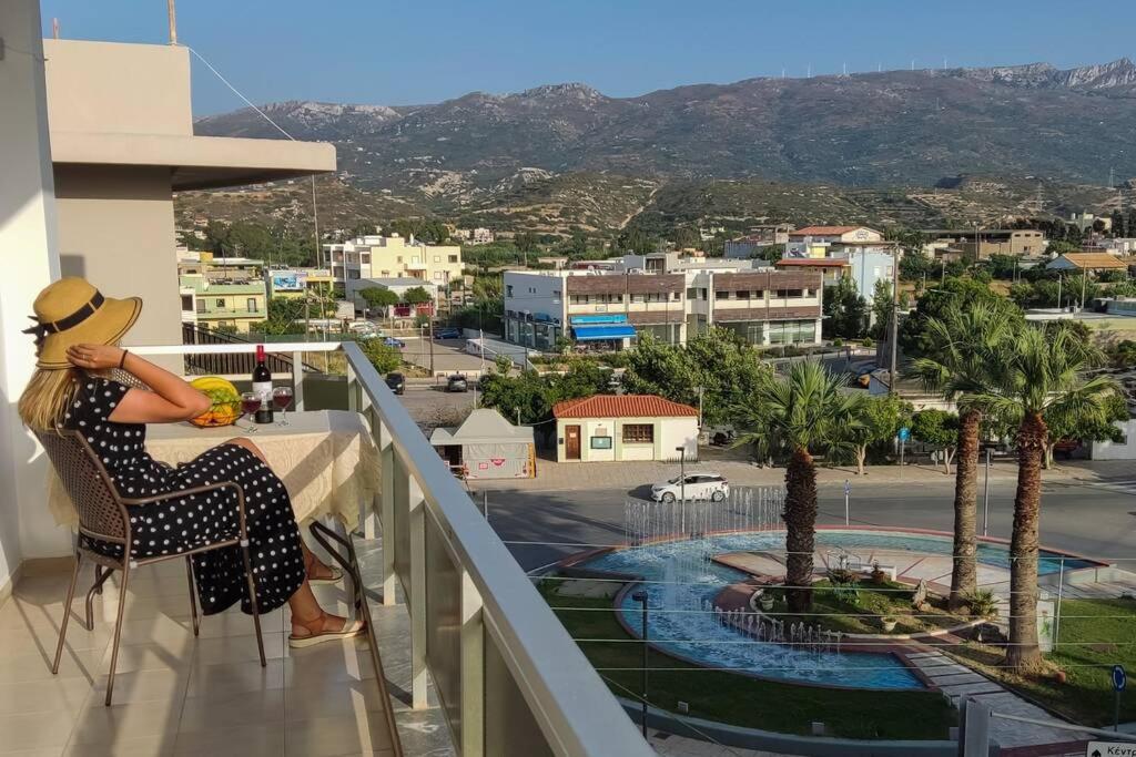 95 M2, Center Of Sitia, Wifi, 350m Apartment *